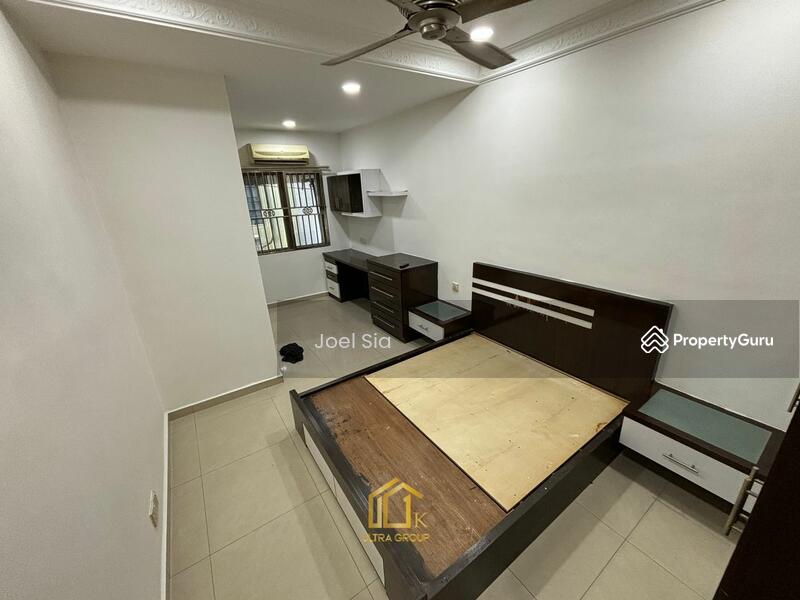 For Rent - Bandar Bukit Tinggi Double Storey 22x70 Fully Renovated n Extended House For Rent